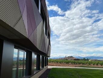 Hotel-bodega Fya By Carlos Bujanda Pi�rola