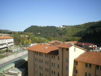 Magnificent Apartment In The Mountains
