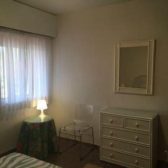 Apartamentos Con Bonitas Vistas En El Pantano De Entrepe�as