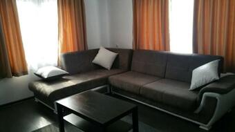 Lodge Smart And Cozy Nature House