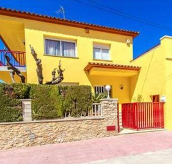 Villa Rodonya With A Private Pool, Just 19km To The Beaches Of Tarragona!