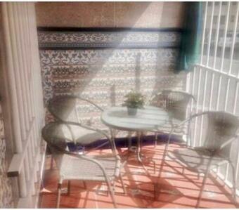 Gran Casa Con Terraza A 3 Min Playa Con Wifi - Rodeada de Servicios