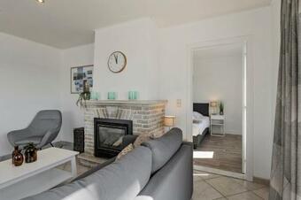Charming Apartment For 5 Persons Nearby The Beach Of Zeebrugge