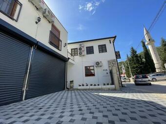 Hostal Guesthouse Check In