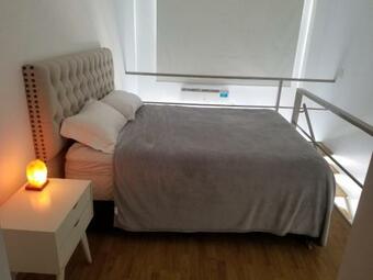 Apartamento Departamento Moderno Con Cochera En Lomas De Zamora