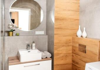 Vip Apartament Number 8