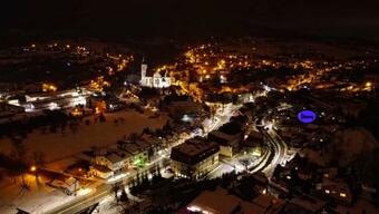 Topolowa 16- Apartament W Stylu Prl