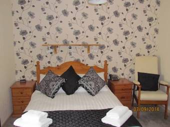 Bed & Breakfast Smugglers Haunt Hotel