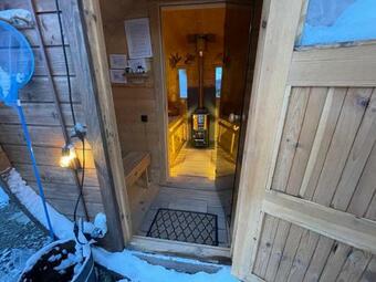 Bieszczadzka Osada Saunowisko-ka?dy Dom Z Saun? I Jacuzzi