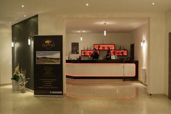 Hotel Go?ciniec Pod Lasem