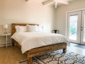 Peaceful Glen Ellen 3br With Deck, Garden & Parking! Home