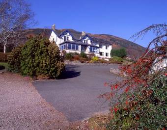 Lochearnhead Hotel