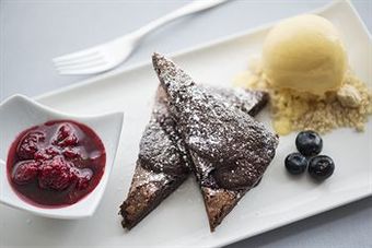 Trenython Manor Hotel & Spa