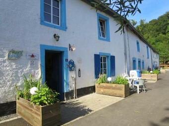 Apartment In Old Farmhouse