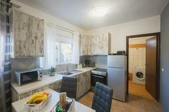 Elenas Village House - Dream Apartment