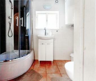 House In The Hills&woods, For 6-16 Guests, Prague 20km