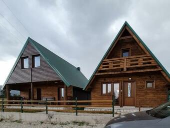 Original Wooden Lodge Sg