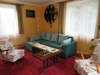 Hegyekre Panor�m�s Nyaral� Balatonedericsen