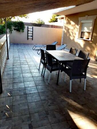 Paradzik Holiday House