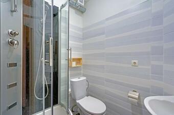 Hostal Guest House Zv?gu?i