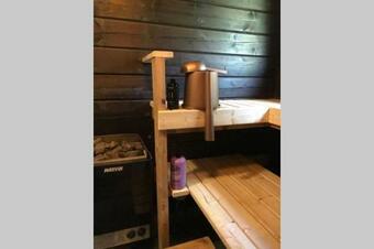 Lovely Holiday Home Villa Swan