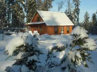 Holiday House Aivari