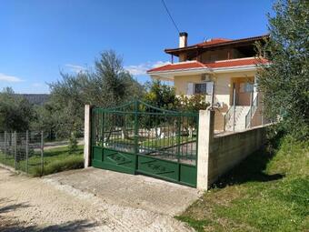 Loutro House ????? ?? ???