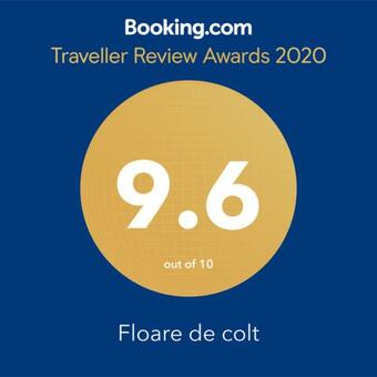 Floare De Colt