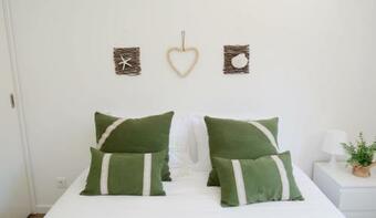 Apartamento Casa Jasmim, Quinta Carmo - Alcoba�a/nazar�