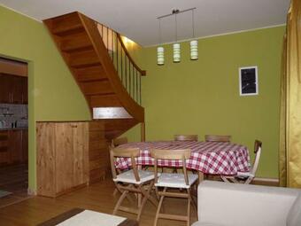 Szlalom Nyaral�h�z Gunaras