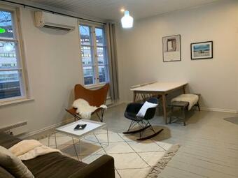 Premium Style Apartment With Finnish Wooden Sauna And Parking Space