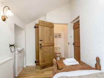 The Warren - Uk13279