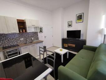 Prostoran,udoban Apartman Na Samom Srebrnom Jezeru