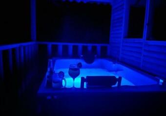 Glamping Con Jacuzzi Para Grupos O Parejas En Caldas