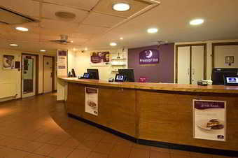 Hotel Premier Inn London Gatwick Airport (a23 Airport Way)