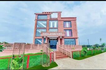 Hotel Oyo 87143 Sheela Resort