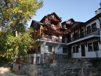 Demsa Royal Hotel