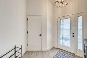 Wildwood Home With Lanai In Senior Community!