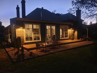 Kings Cottage Uralla