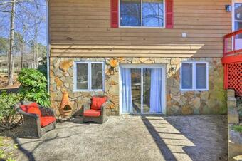 Lakefront Cottage With Boat Slip And Sun Deck!