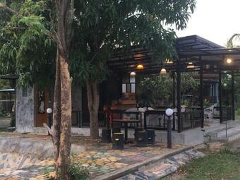 Hotel Happy Resort Bandung