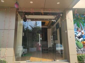 Hotel Deepak Executive, Ganpatipule