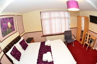 Hotel Heathrow Palace