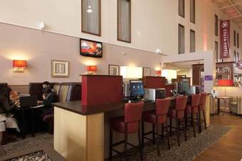 Hotel Premier Inn London Heathrow Airport (bath Road)