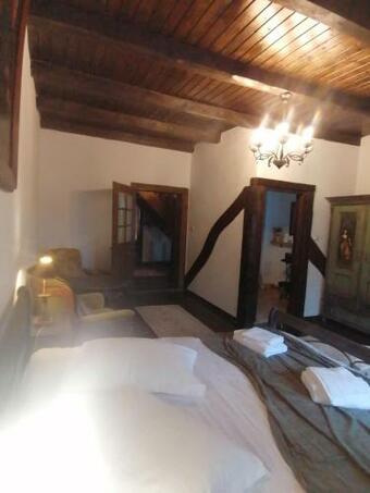 Casa Huber, O Cas? S?seasc?, Readus? La Via??