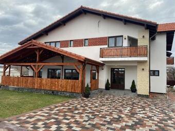 Hostal Pensiunea Eden