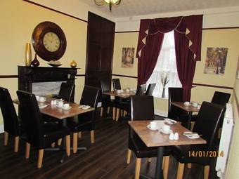 Hostal Cornerways Guest House