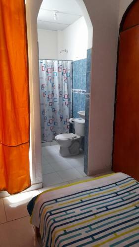 Hostal Hospedaje Alf�rez Real