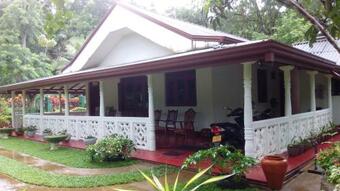 Hostal Helesse Gedara