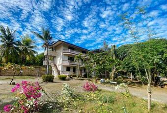 Reddoorz @ Seasun Beach Resort And Hotel Zambales